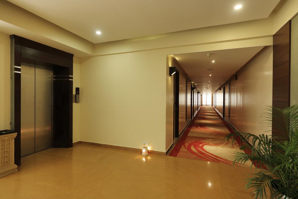 Hotel Pai Vista Mysore Esterno foto