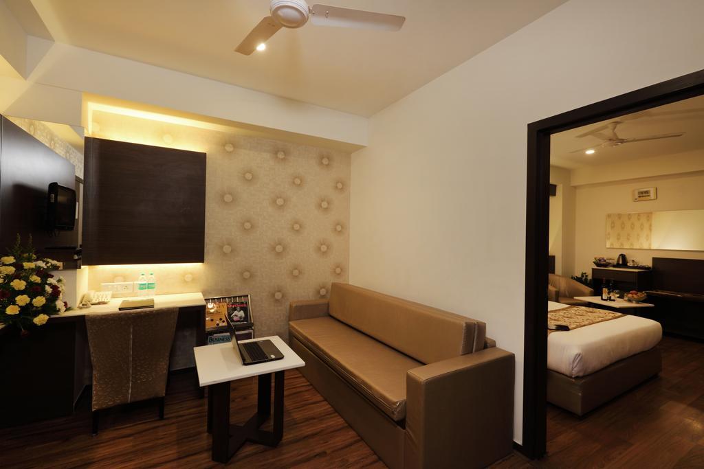 Hotel Pai Vista Mysore Esterno foto