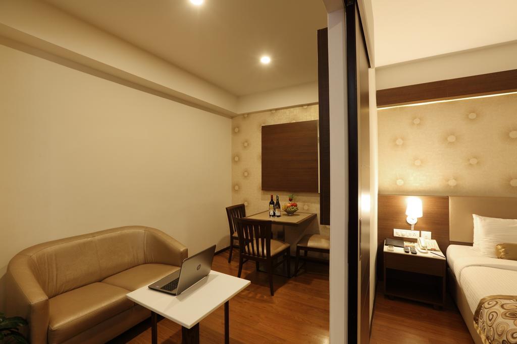 Hotel Pai Vista Mysore Esterno foto